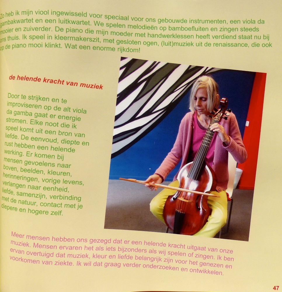 foto van pagina 47 van het boek Contact met de ziel van Leonoor, 30 x 30 cm